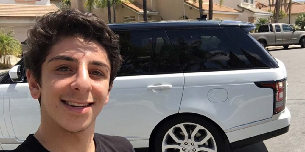 Faze Rug Net Worth, How Much Is Faze Rug Worth TlwaStoria