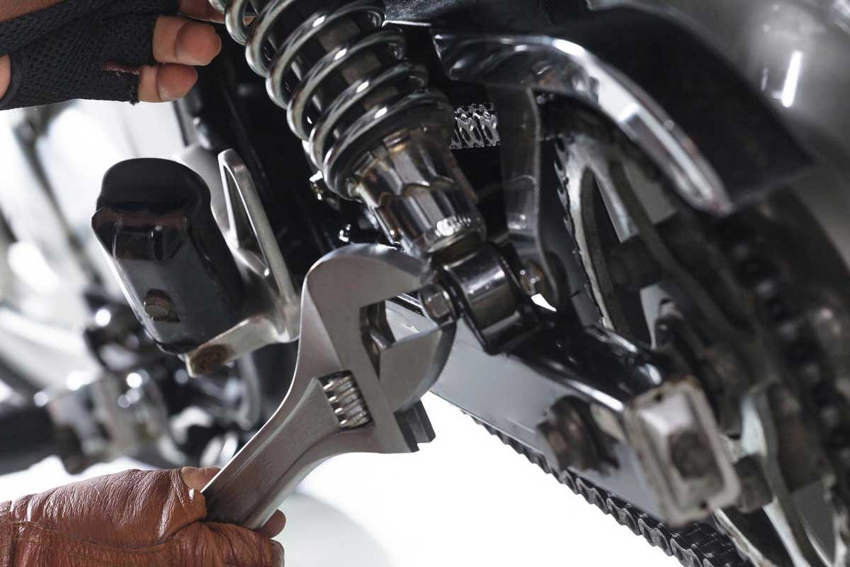 Motorcycle Maintenance: 8 Quickstart Tips to Note - Storia