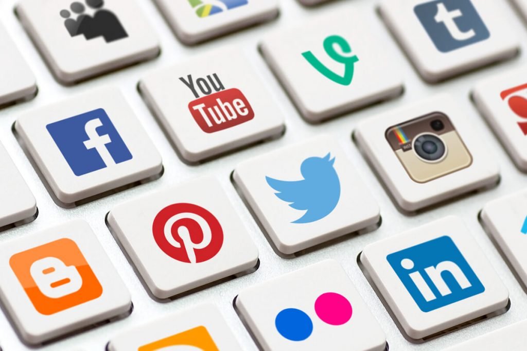 Using Social Media to Create a Better Brand