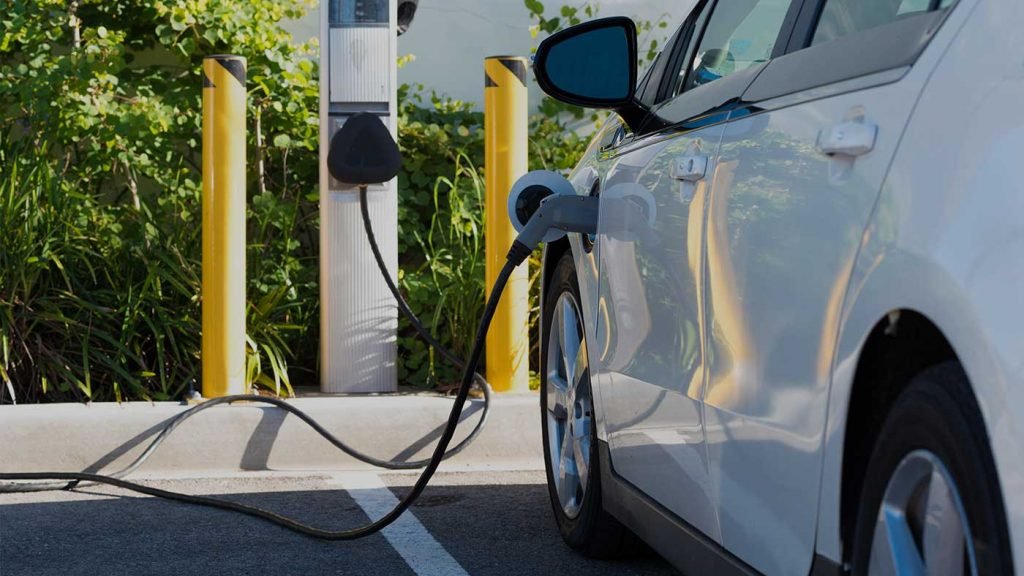 Is Switching to Electric Vehicles a Good Idea for Your Fleet? Is Switching to Electric Vehicles a Good Idea for Your Fleet