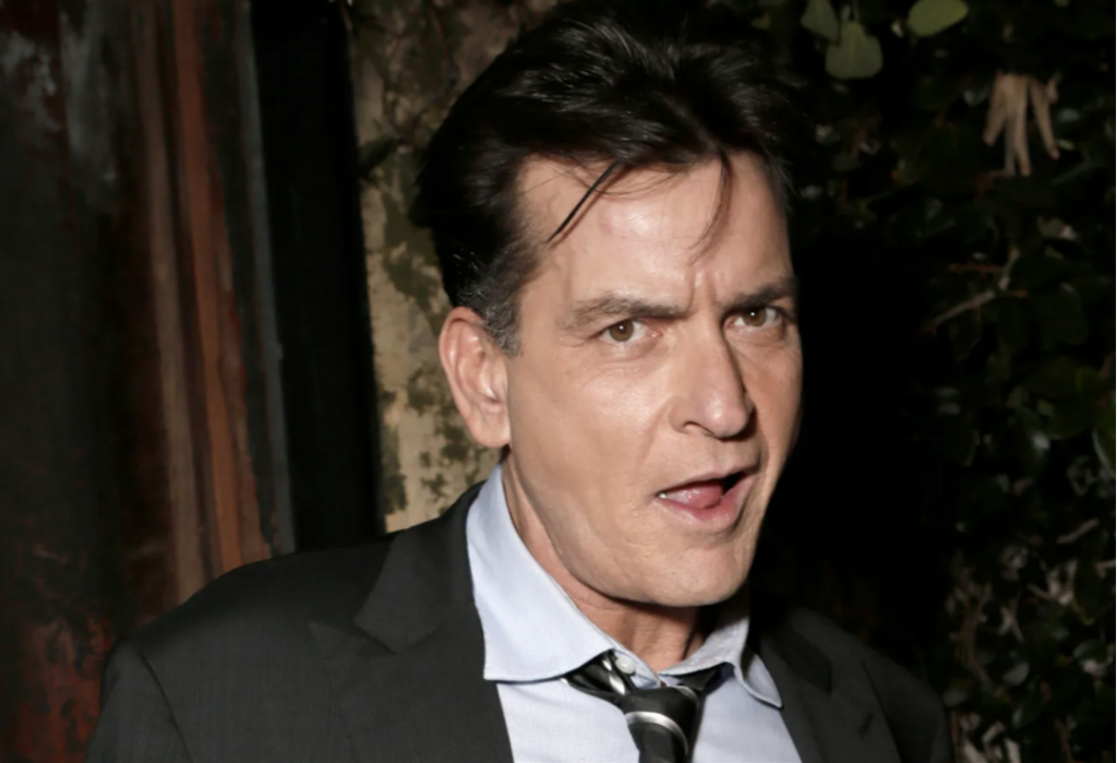 Charlie Sheen Total Net Worth How Much Does He Earn Tlwastoria 