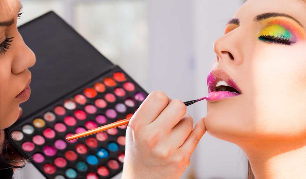 Skills You Need For A Career As A Make-up Artist In The Creative Industries