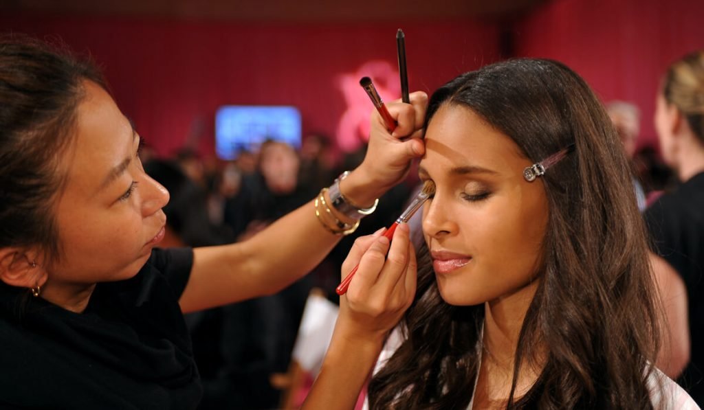 How to get into Modeling? Get into modeling