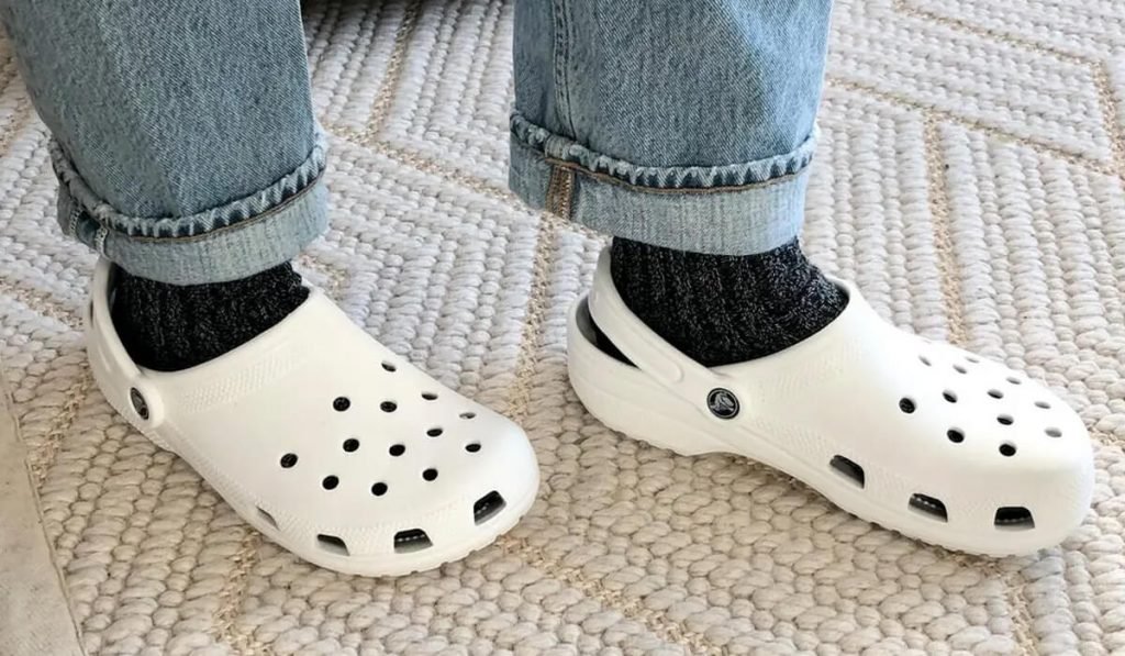 Are Crocs Really Back in Fashion