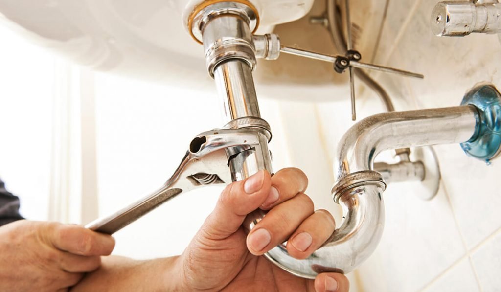 Six Things You Should Be Looking for When Hiring Plumbing Services Six Things You Should Be Looking for When Hiring Plumbing Services