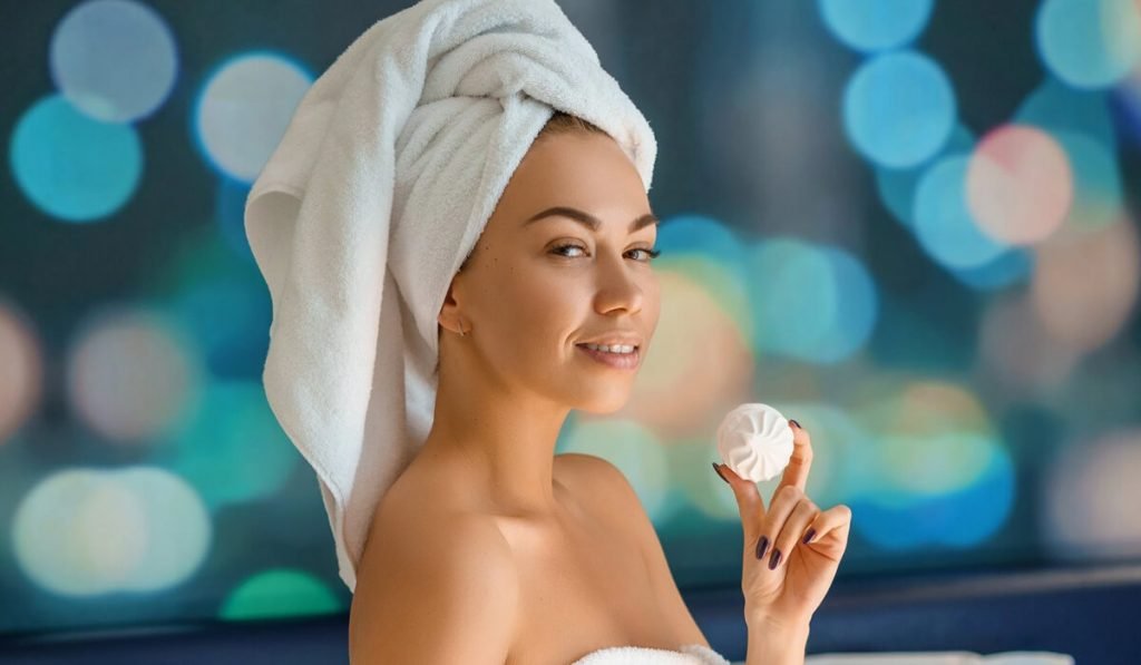 What Are the Benefits of Microfiber Hair Towels