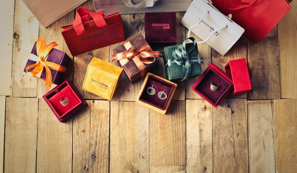 How to Find the Best Online Gift Store for Your Kids