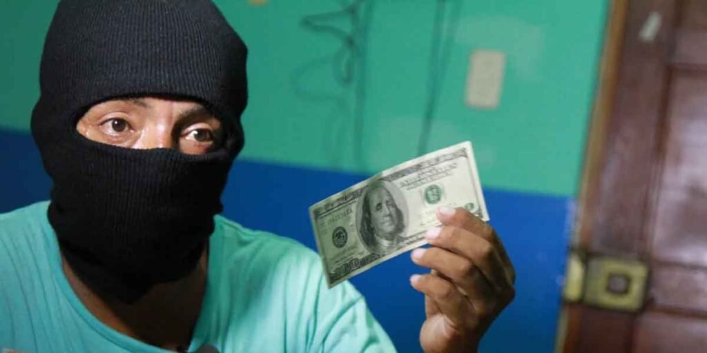 The Quality Details That Matter When Buying Prop Money in Bulk The-Quality-Details-That-Matter-When-Buying-Prop-Money-in-Bulk