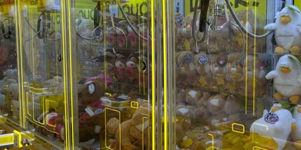 What-Makes-Duck-Claw-Machine-Games-Fun-and-Profitable