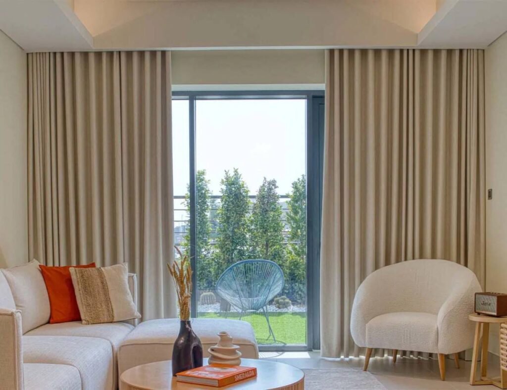 the-ultimate-guide-to-choosing-blackout-curtains-i-1